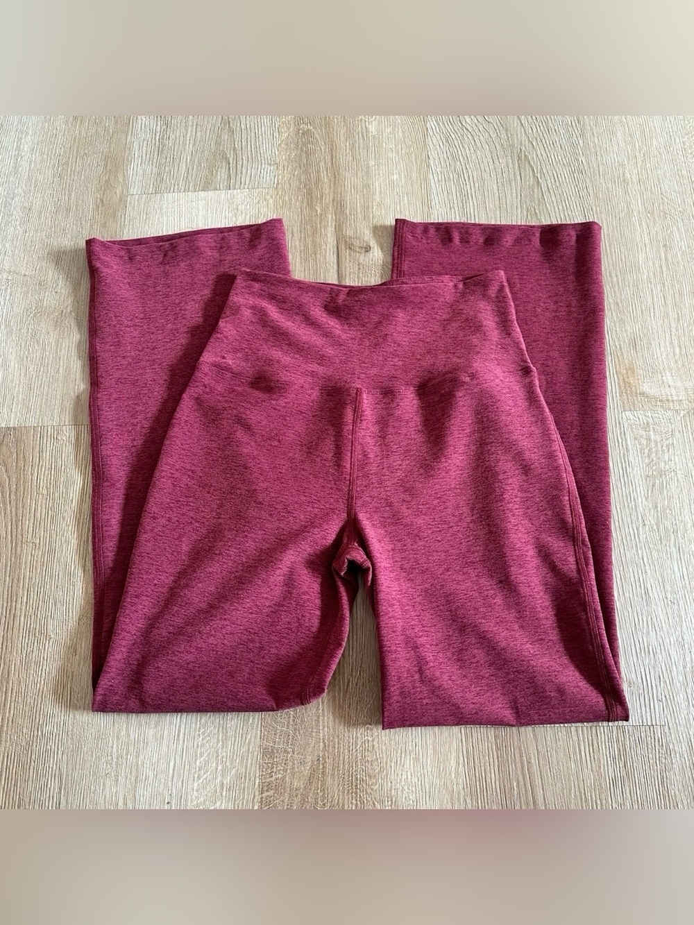 Beyond Yoga Flare Leggings NWOT - Picture 2 of 3